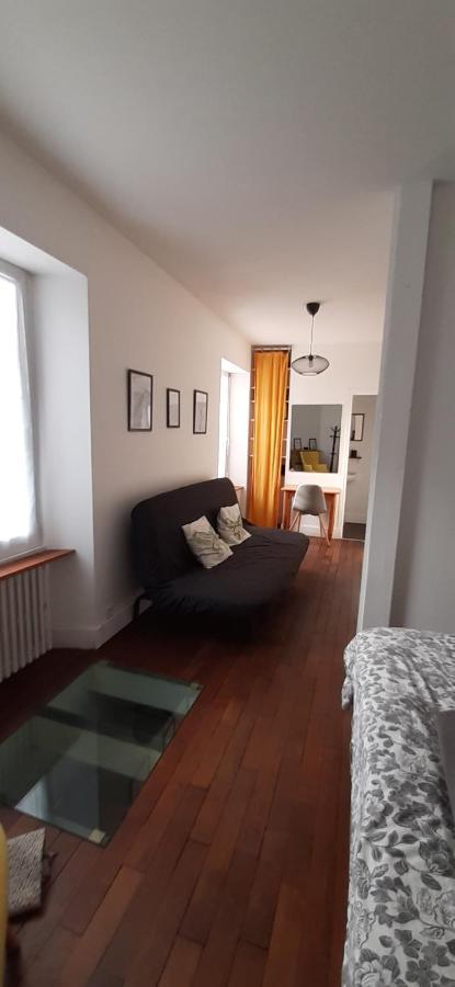 ker karantez Villa Rennes Bagian luar foto